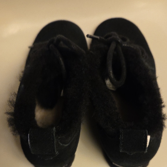 UGG Women's Classic Femme Lace Booties Black - Picture 6 of 12